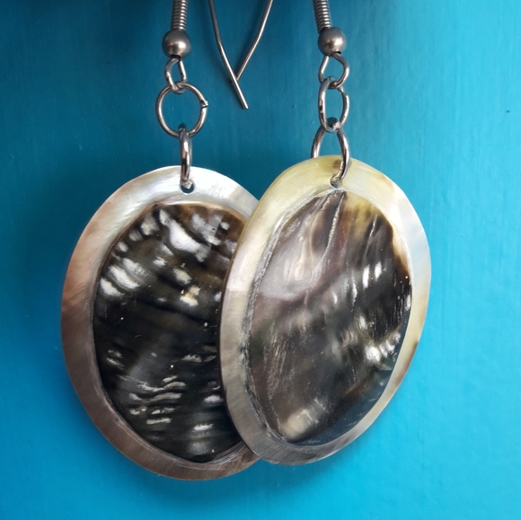 Round Drop Earrings Shell Mother of Pearl Jewelry - Picture 9 of 14